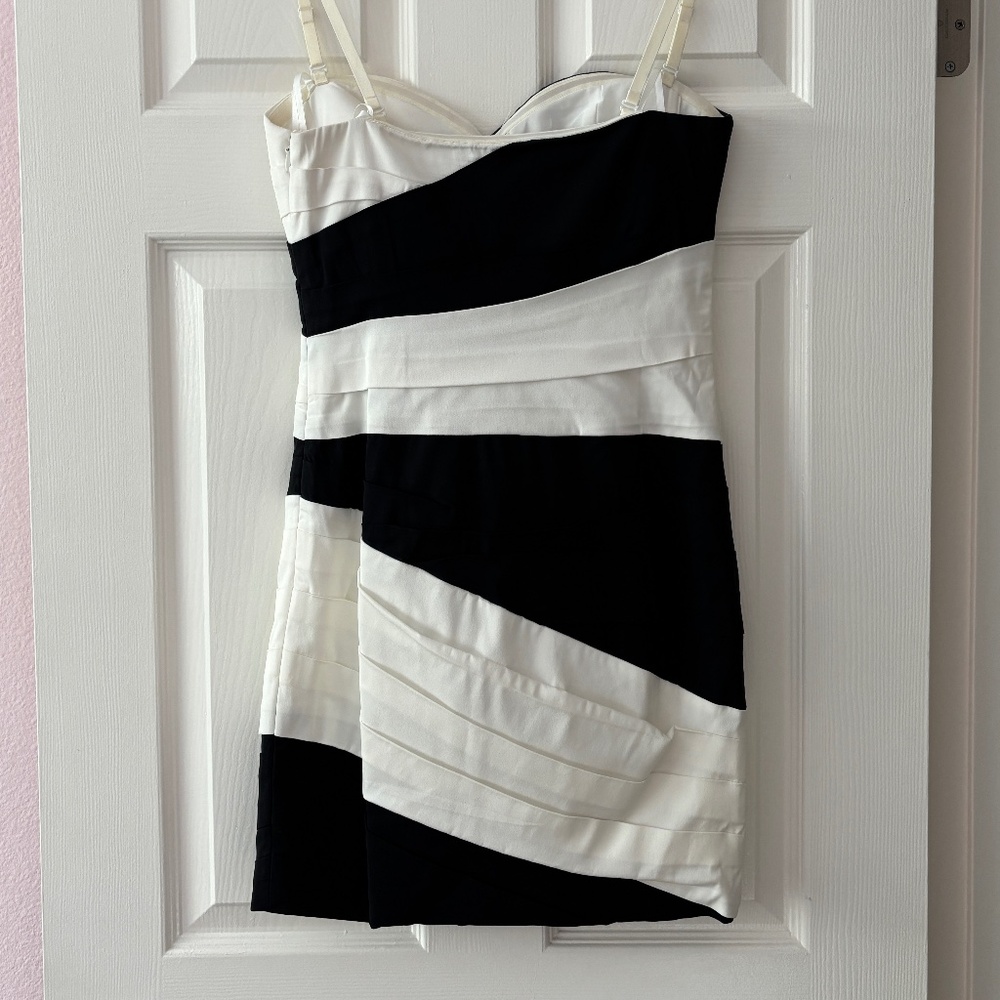 BCBGMaxAzria "Kalea" Strapless Mini Dress - Black & White Size 8 - Picture 6 of 13